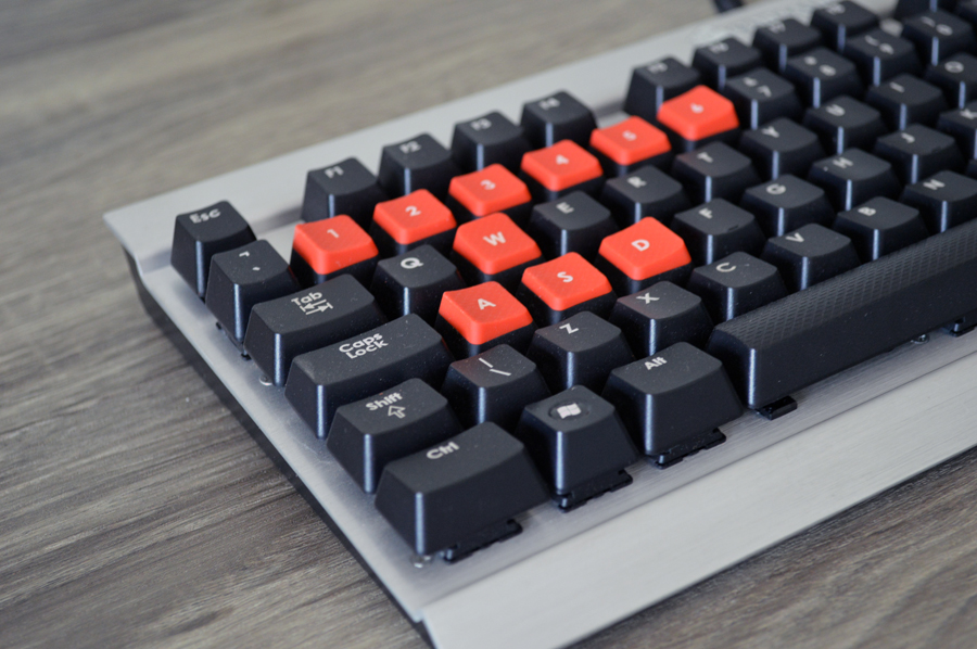 کیبورد گیمینگ استوک Corsair Vengeance K60